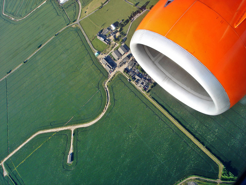 cool angle out of ain airplane window